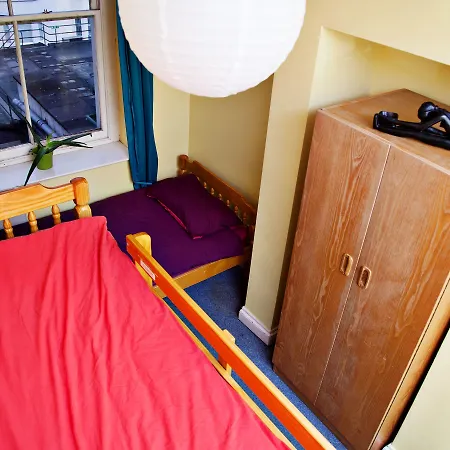 The Queens Albergue