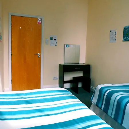 The Queens Hostel Vandrarhem *